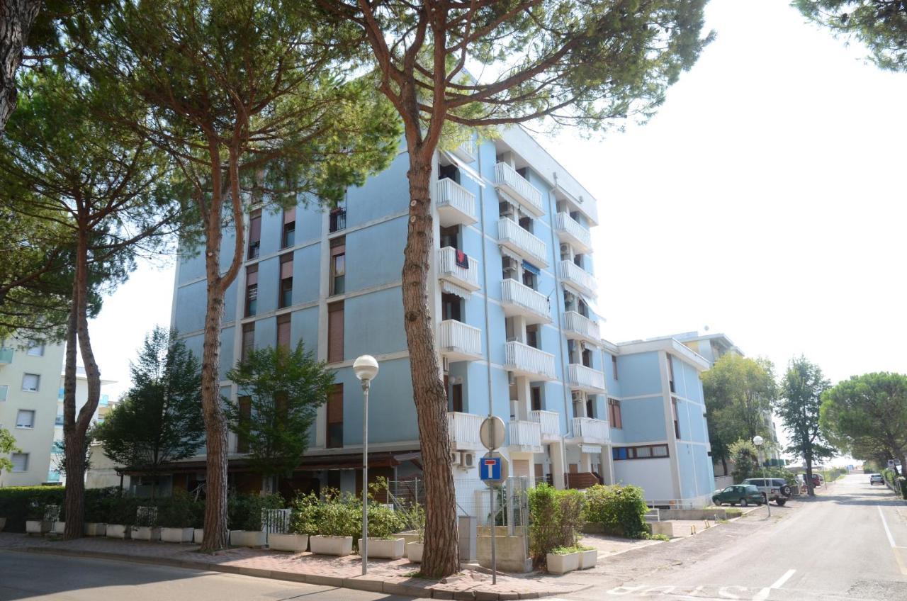 Appartamenti Bristol Bibione Buitenkant foto